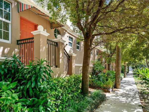 3232 SW 22nd Ter, Unit TH 115, Miami, FL 33145