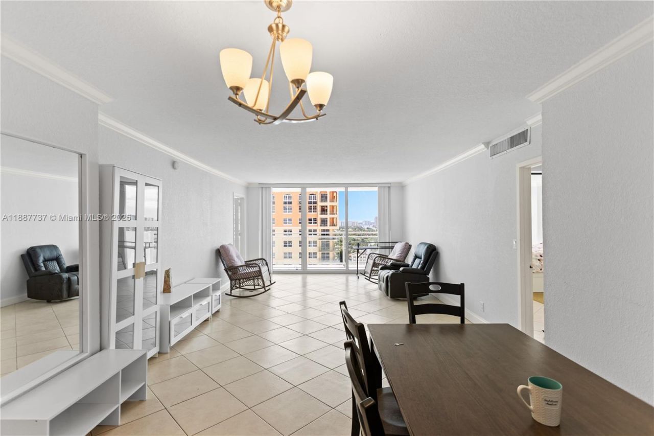 2030 S Ocean Dr, Unit 1710, Hallandale Beach, FL 33009 Photo