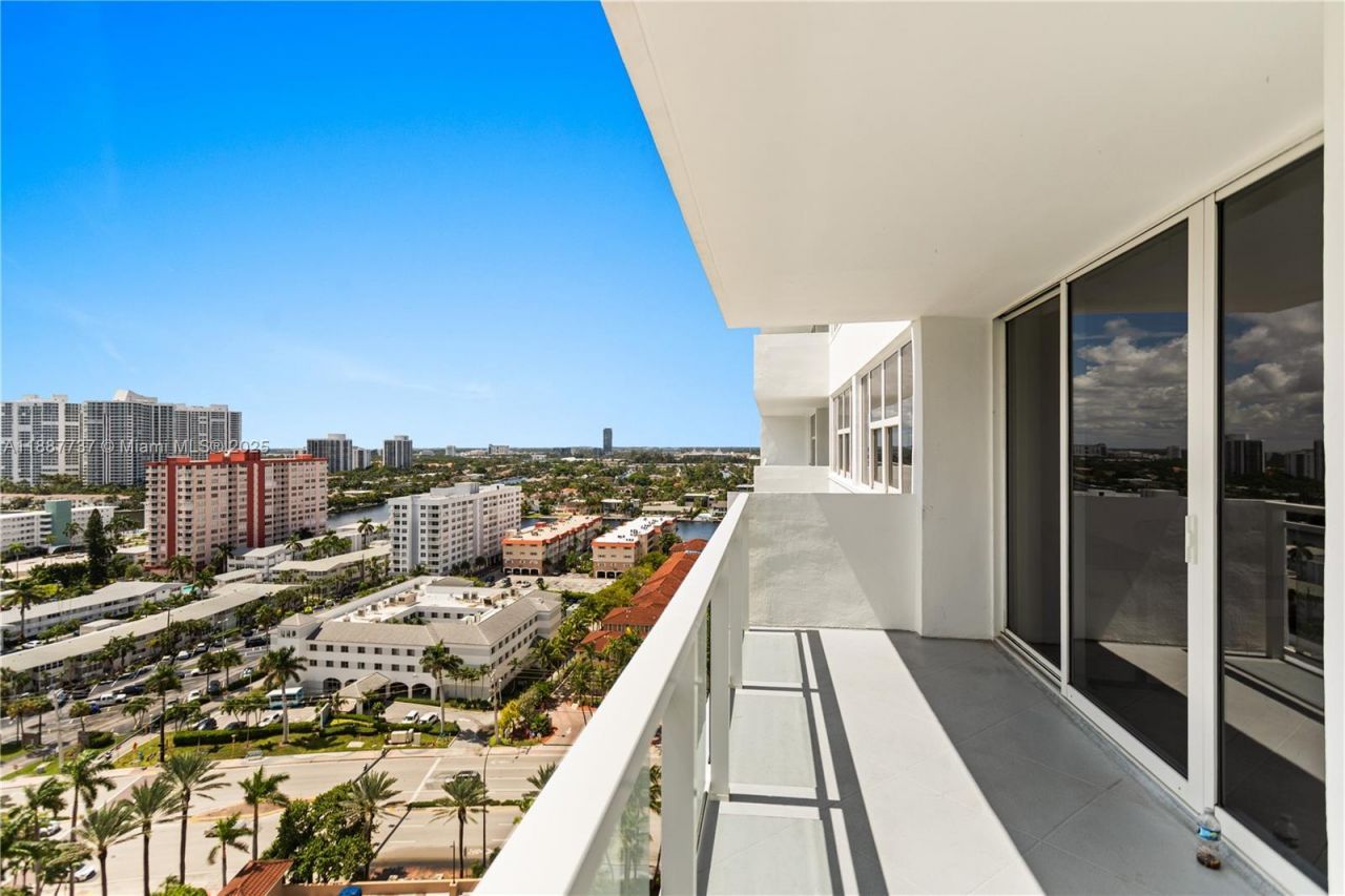 2030 S Ocean Dr, Unit 1710, Hallandale Beach, FL 33009 Photo