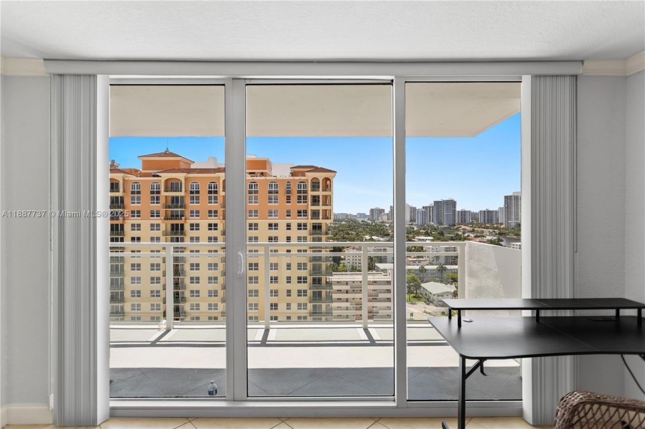 2030 S Ocean Dr, Unit 1710, Hallandale Beach, FL 33009 Photo