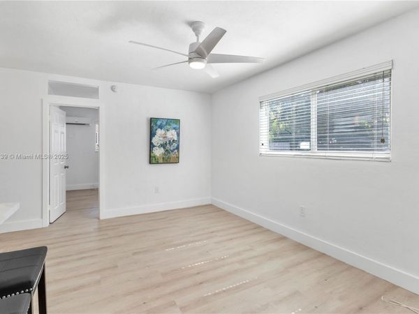 6330 SW 79th St, Unit 5, South Miami, FL 33143
