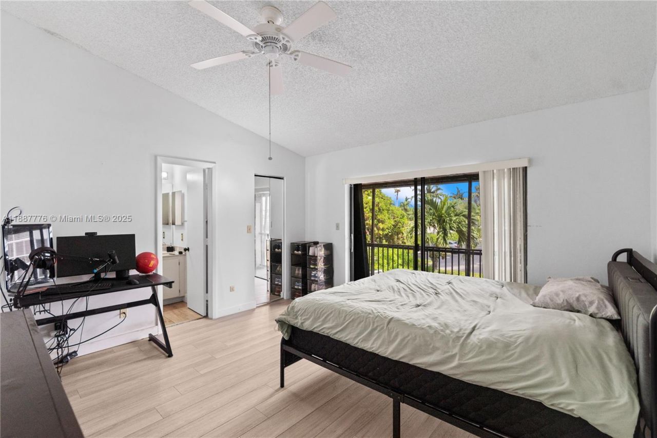 8033 NW 29th Street, Sunrise, FL 33322 Photo