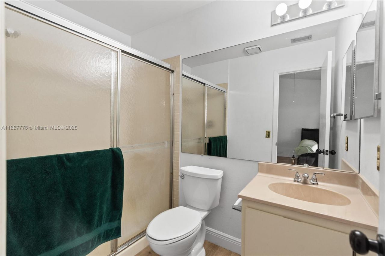 8033 NW 29th Street, Sunrise, FL 33322 Photo