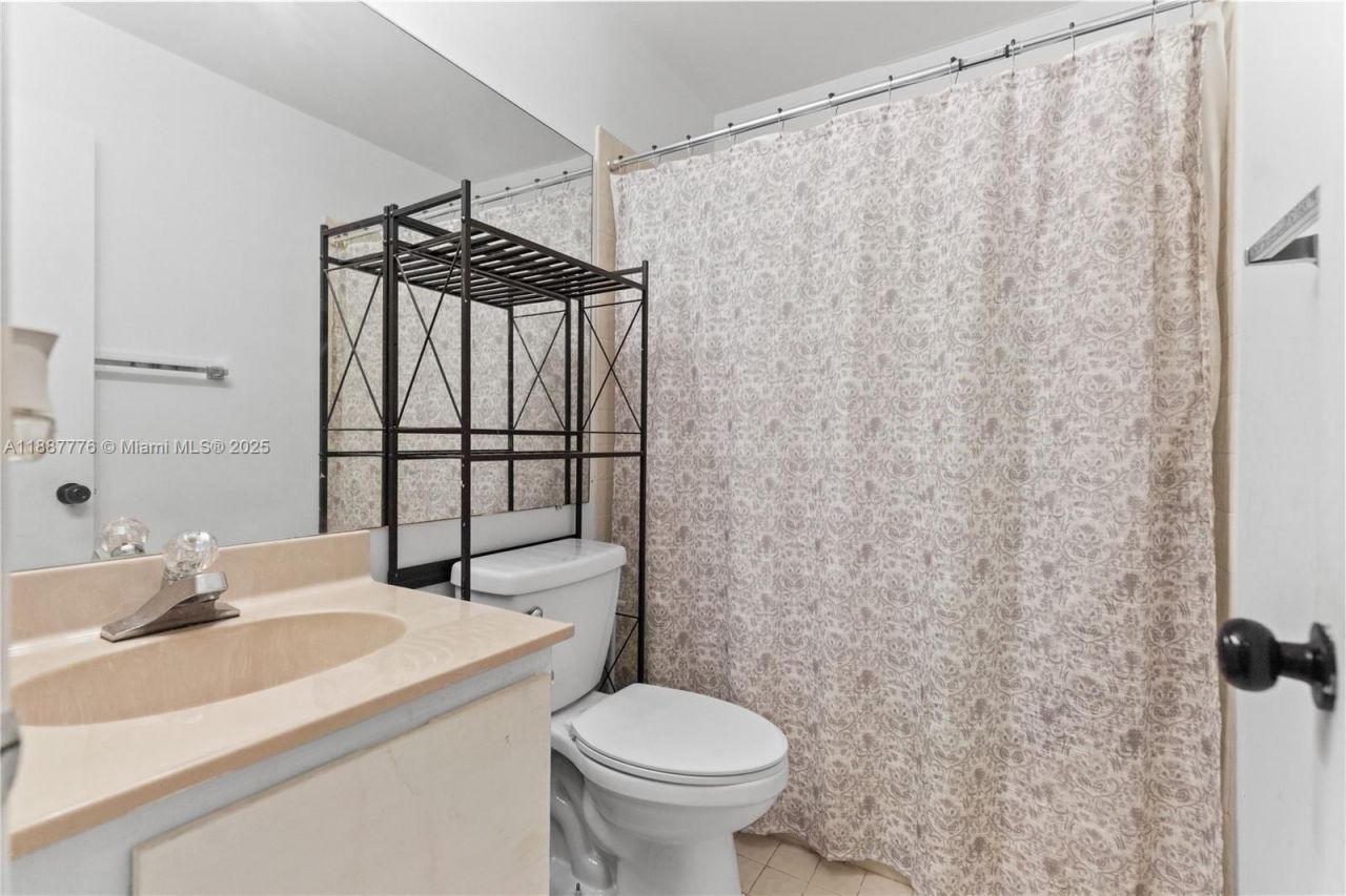 8033 NW 29th Street, Sunrise, FL 33322 Photo