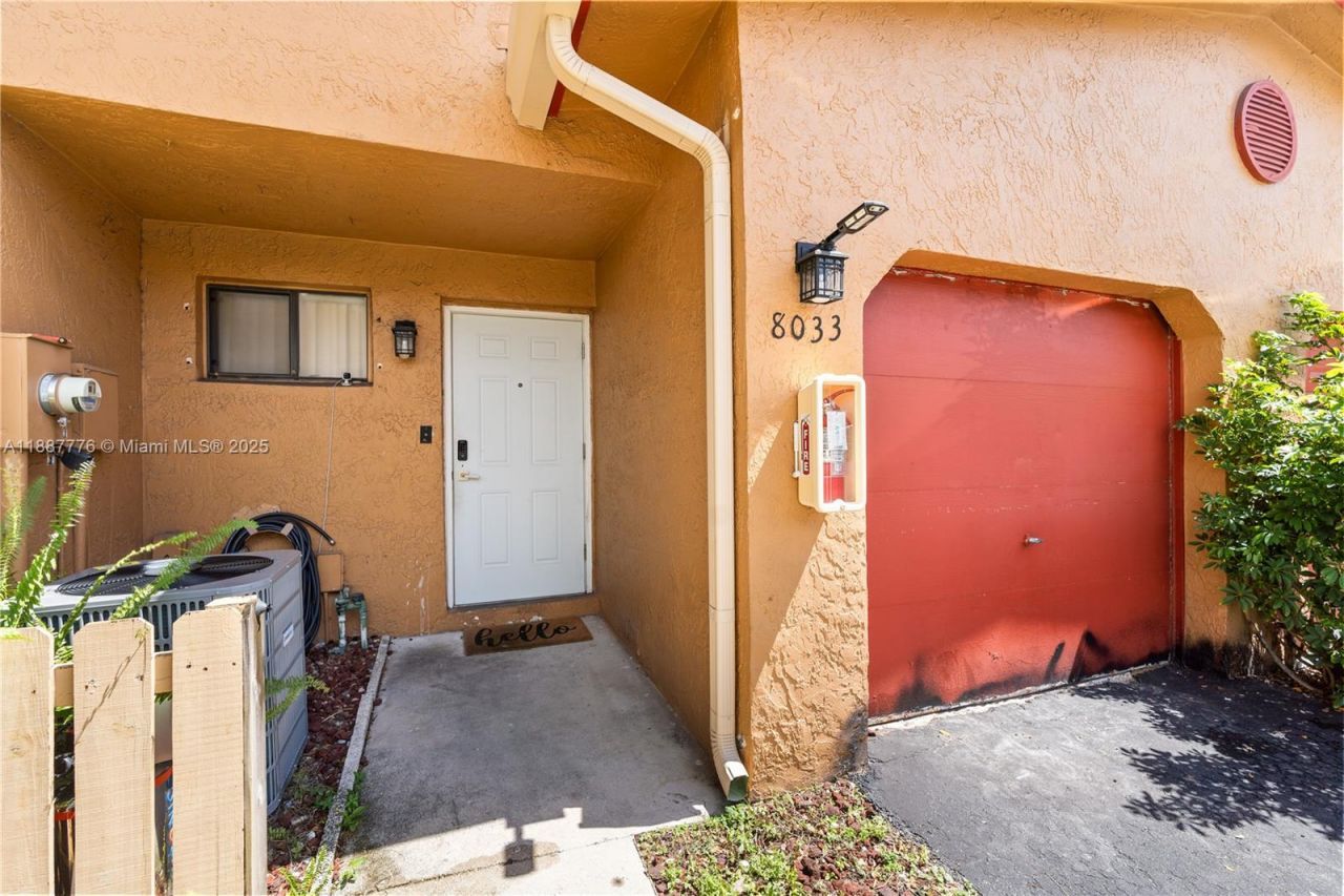 8033 NW 29th Street, Sunrise, FL 33322 Photo