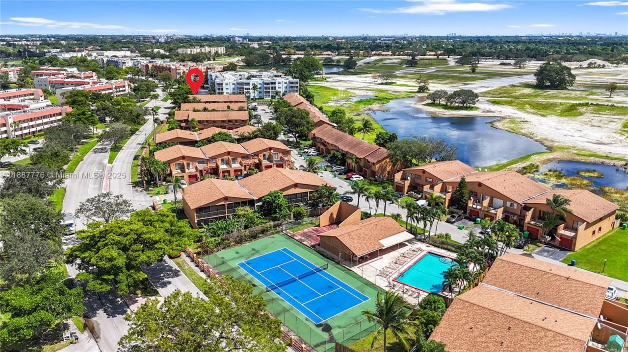 8033 NW 29th Street, Sunrise, FL 33322 Photo