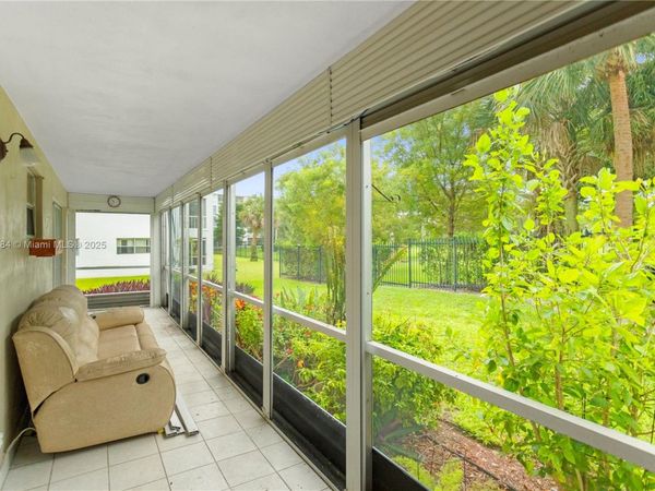 4800 Hillcrest Ln, Unit 101, Hollywood, FL 33021