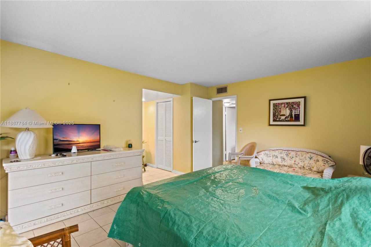 4800 Hillcrest Ln, Unit 101, Hollywood, FL 33021 Photo