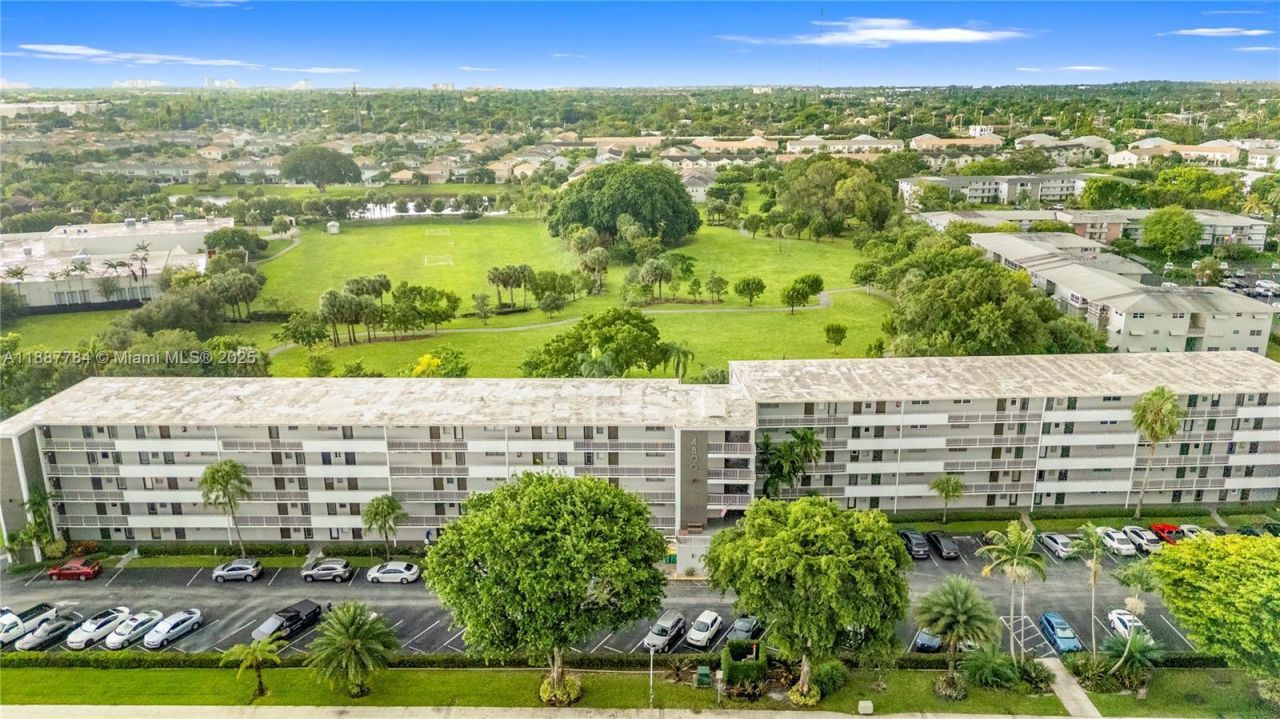 4800 Hillcrest Ln, Unit 101, Hollywood, FL 33021 Photo