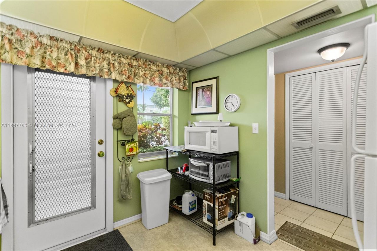 4800 Hillcrest Ln, Unit 101, Hollywood, FL 33021 Photo