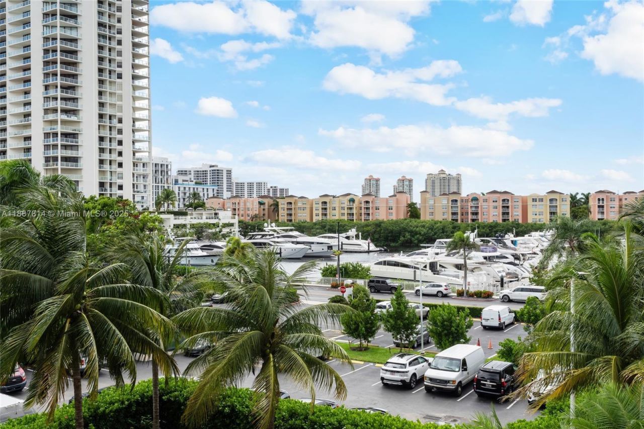 19667 Turnberry Way, Unit 3D, Aventura, FL 33180 Photo