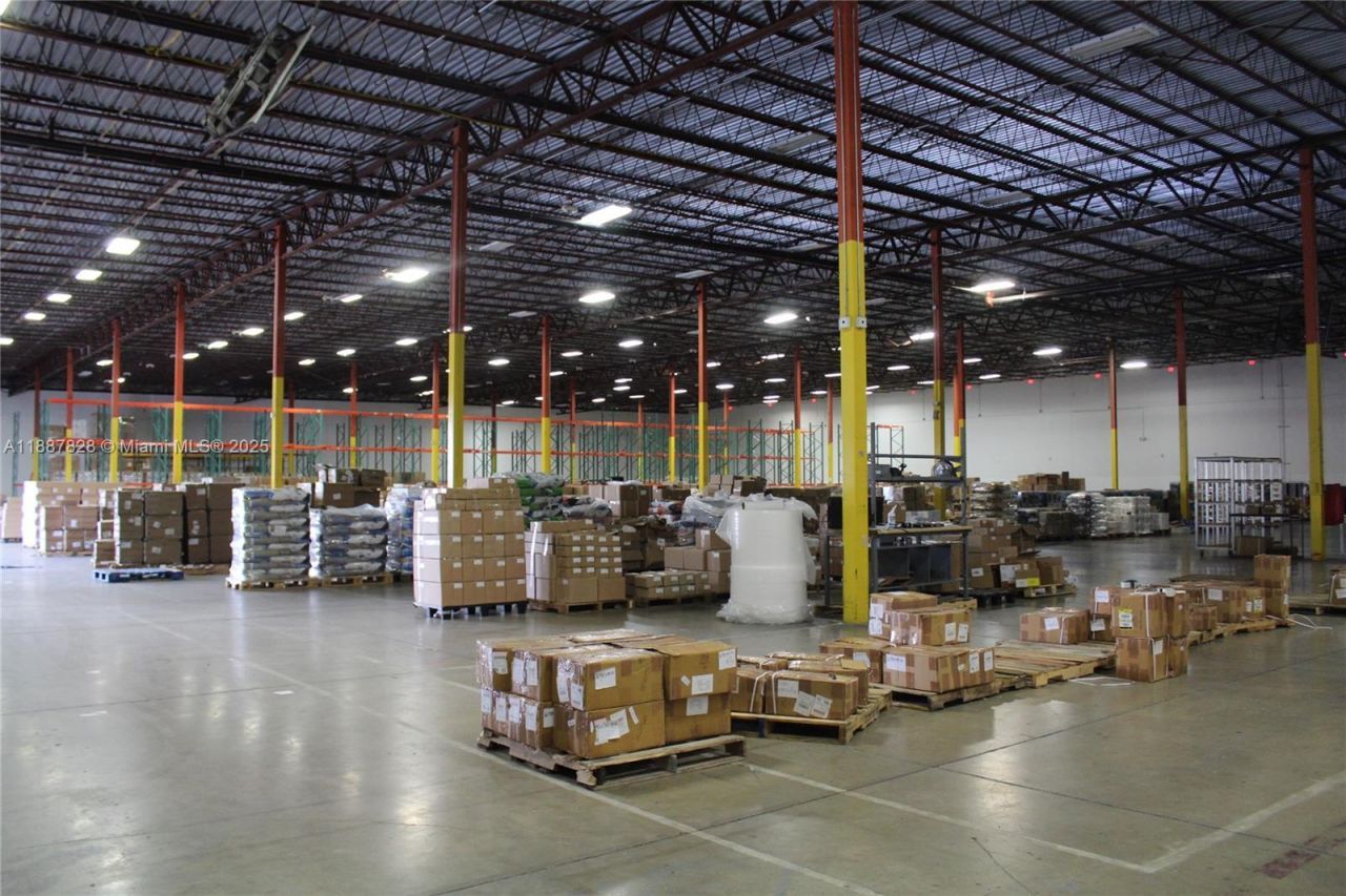 3450 NW 115th Ave, Doral, FL 33178 Photo