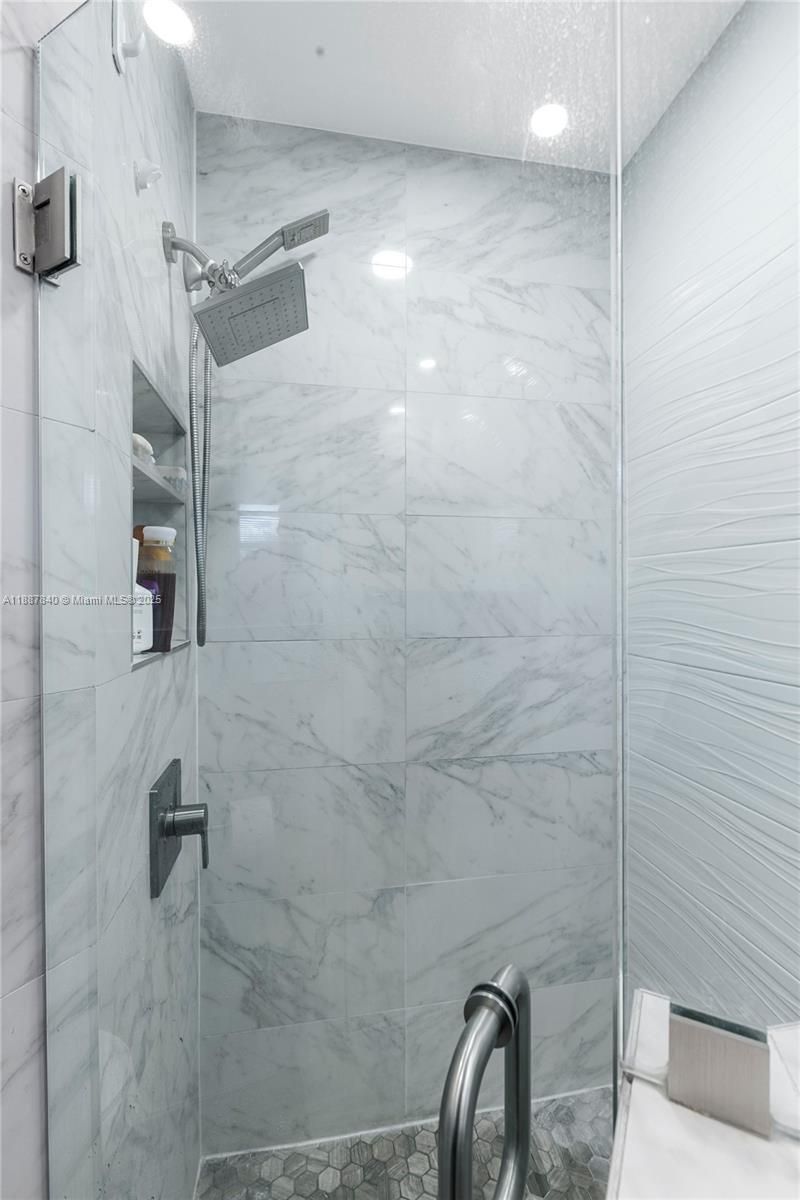 16624 Greens Edge Cir, Unit 75, Weston, FL 33326 Photo