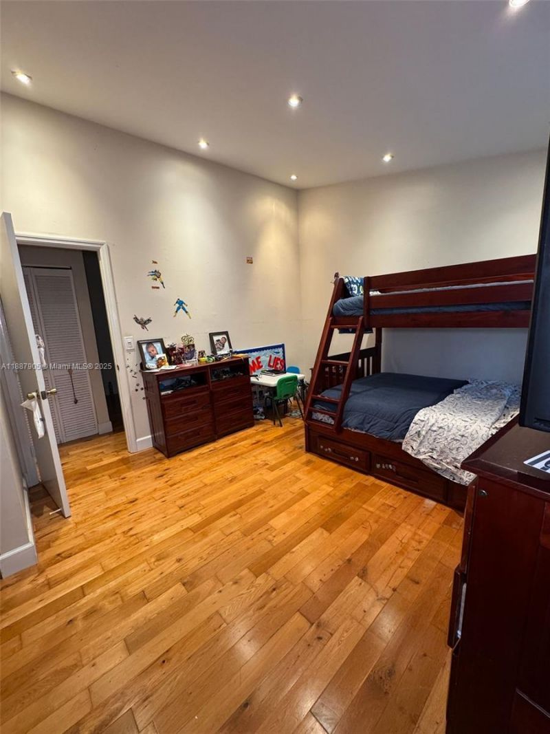 9204 NW 49th Pl, Sunrise, FL 33351 Photo