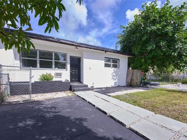 11501 NW 27th Ave, Unit 2639, Miami, FL 33167