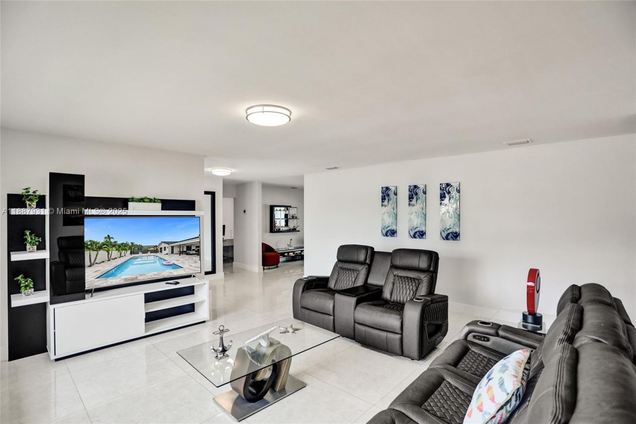 6201 SW 107th Ave, Miami, FL 33173 Photo