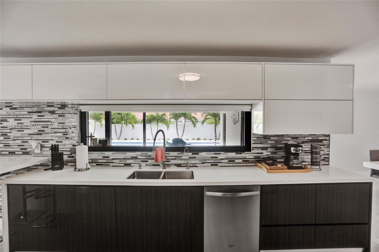 6201 SW 107th Ave, Miami, FL 33173 Photo