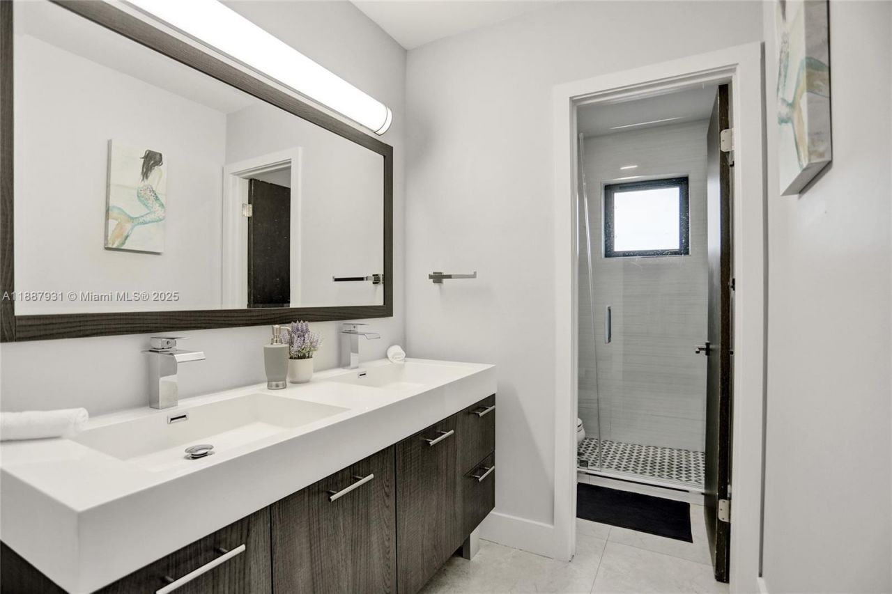 6201 SW 107th Ave, Miami, FL 33173 Photo