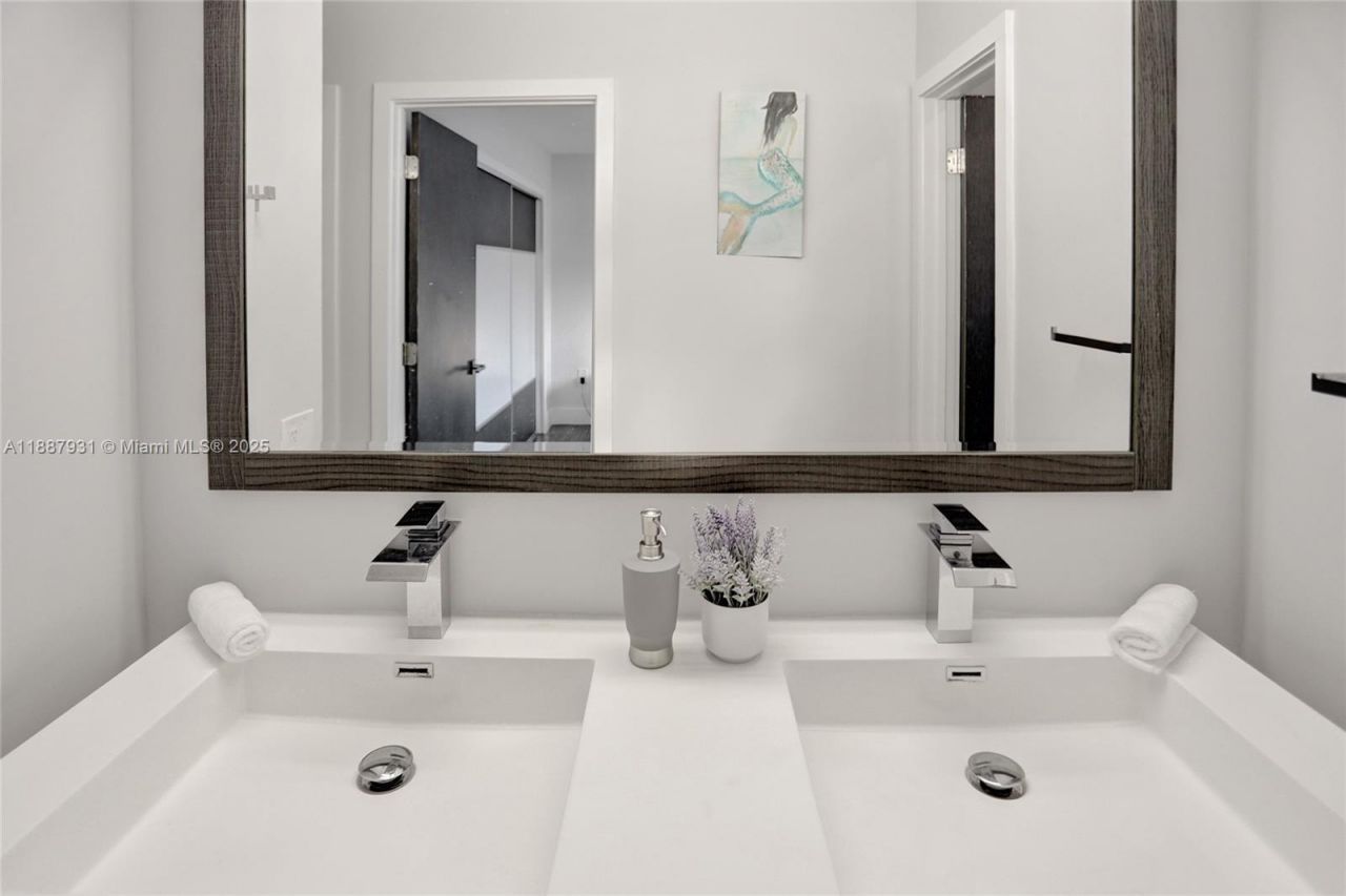 6201 SW 107th Ave, Miami, FL 33173 Photo