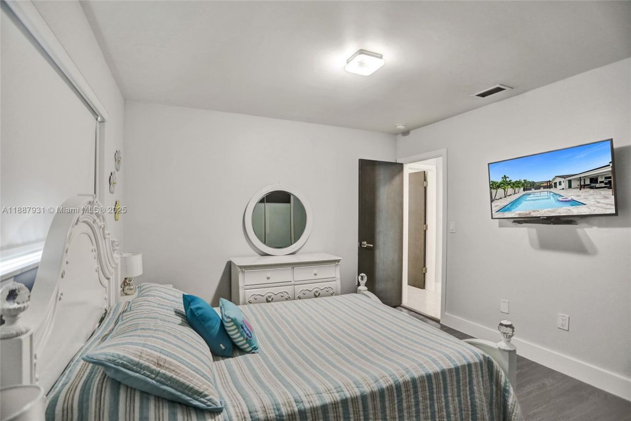 6201 SW 107th Ave, Miami, FL 33173 Photo