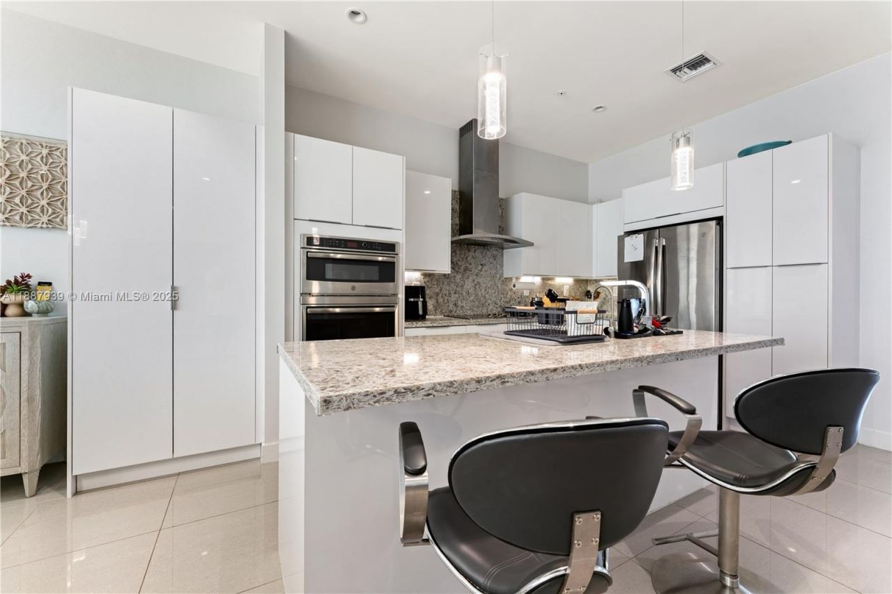 10354 NW 64th St, Doral, FL 33178 Photo