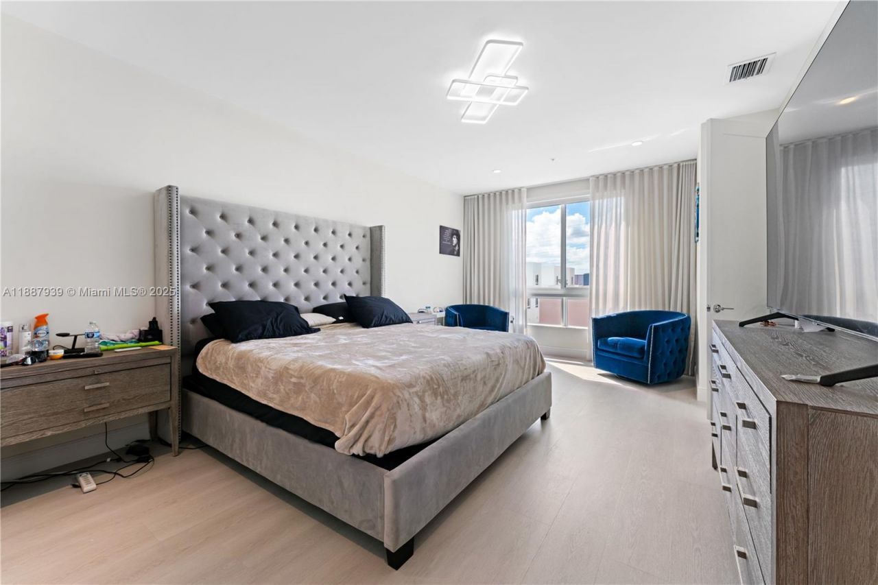 10354 NW 64th St, Doral, FL 33178 Photo