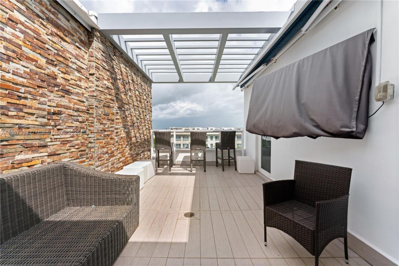 10354 NW 64th St, Doral, FL 33178 Photo