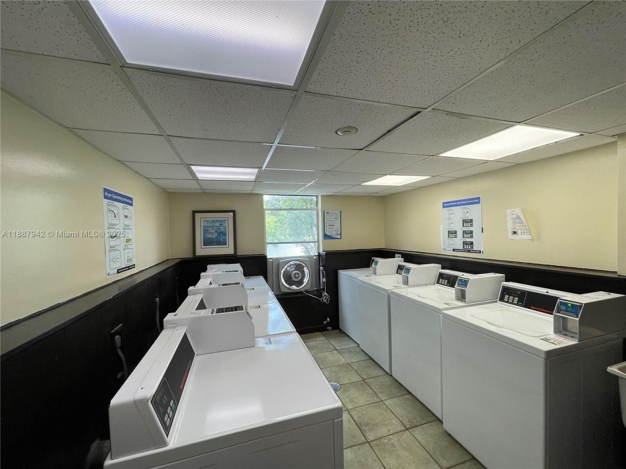 3680 Inverrary Dr, Unit 2B, Lauderhill, FL 33319 Photo