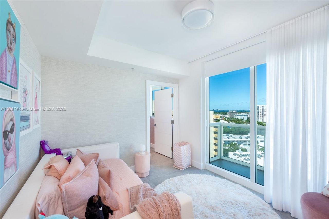 3801 Collins Ave, Unit 1502, Miami Beach, FL 33140 Photo