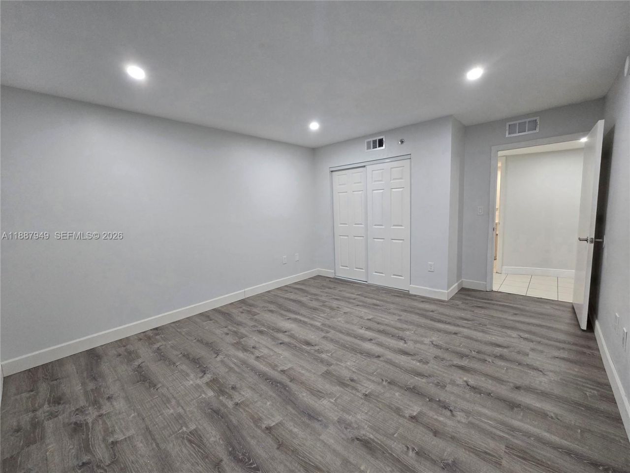 55 E 4th St, Unit 302, Hialeah, FL 33010 Photo