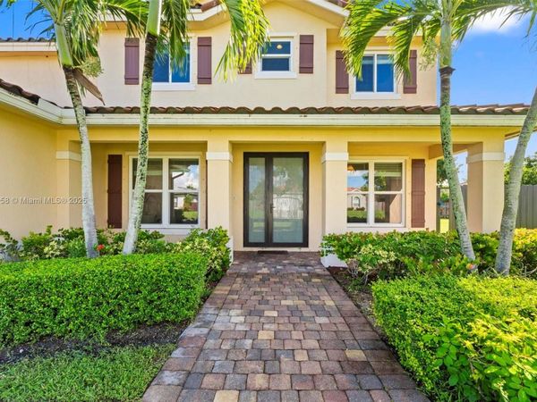 2147 NW 15th Pl, Homestead, FL 33030