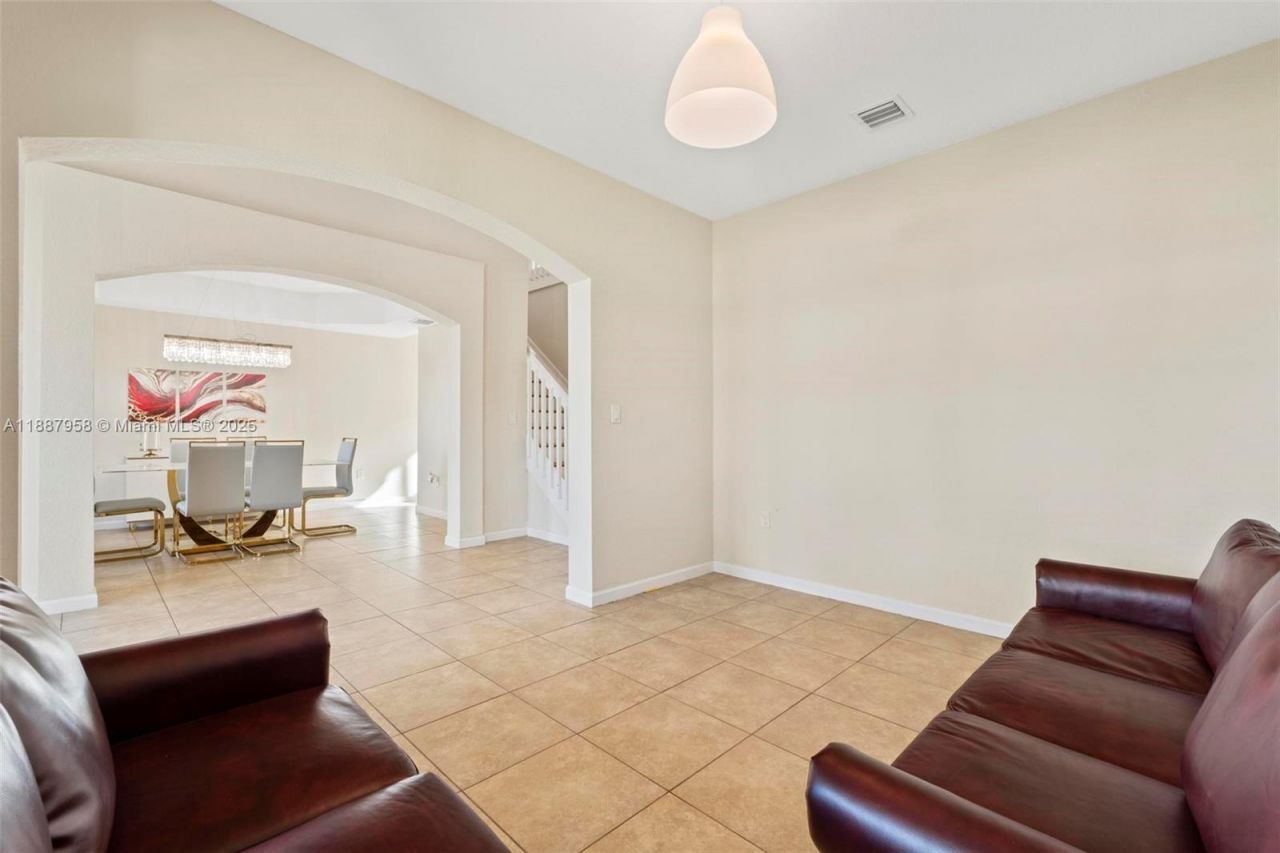 2147 NW 15th Pl, Homestead, FL 33030 Photo