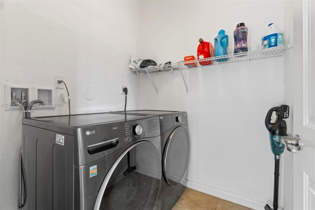 2147 NW 15th Pl, Homestead, FL 33030 Photo