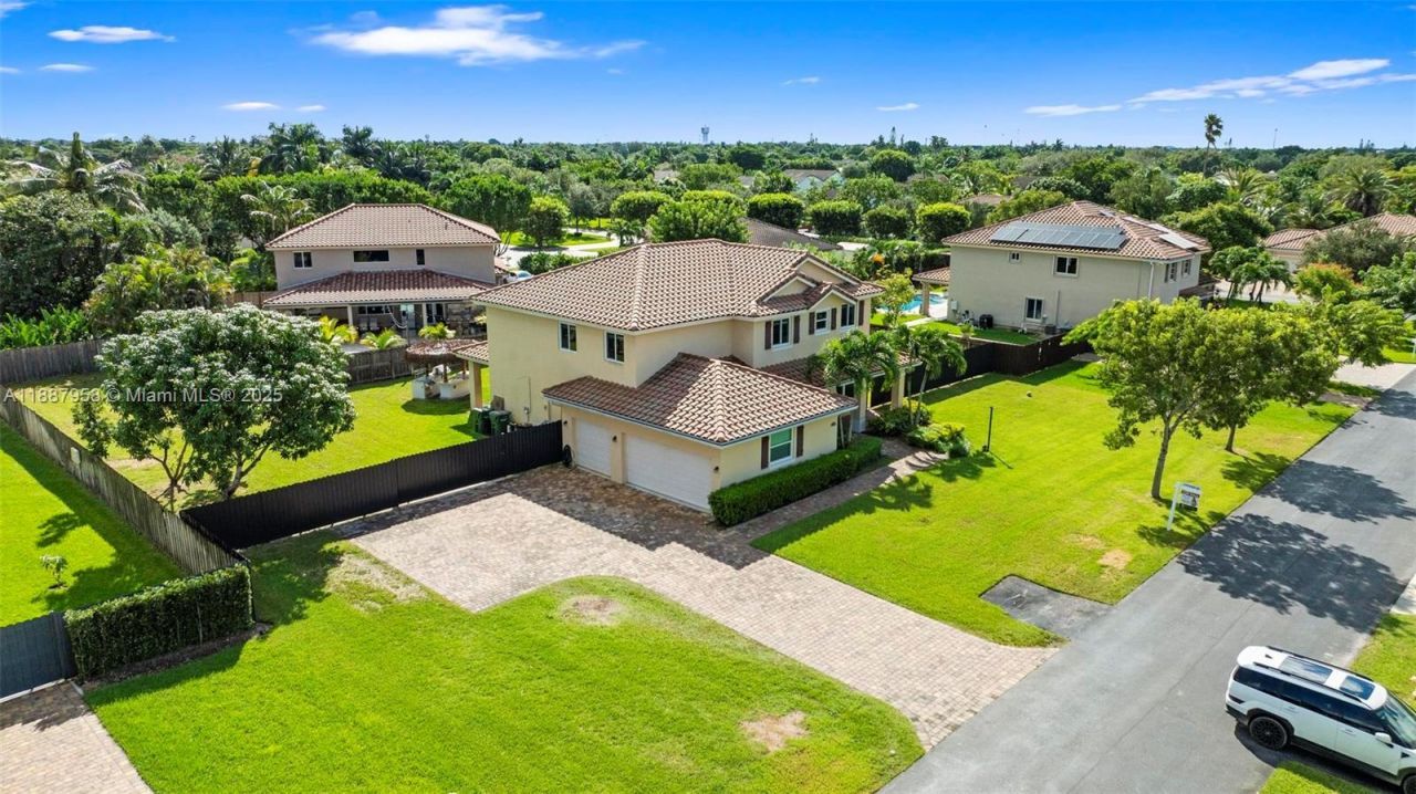 2147 NW 15th Pl, Homestead, FL 33030 Photo