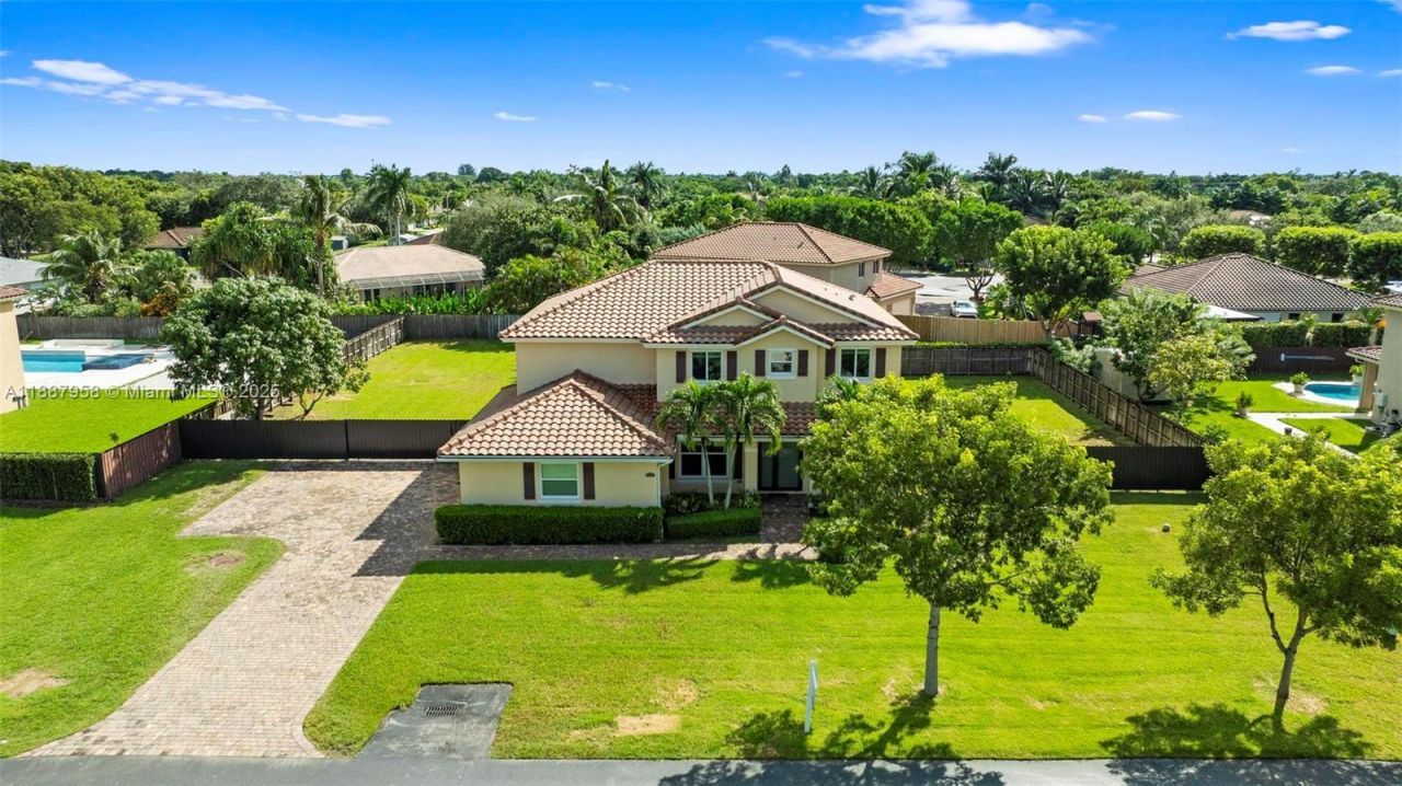 2147 NW 15th Pl, Homestead, FL 33030 Photo