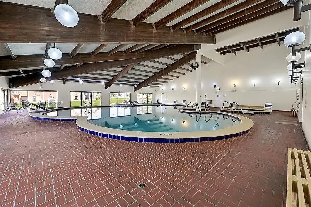 8920 Sunrise Lakes Blvd, Unit 111, Sunrise, FL 33322 Photo