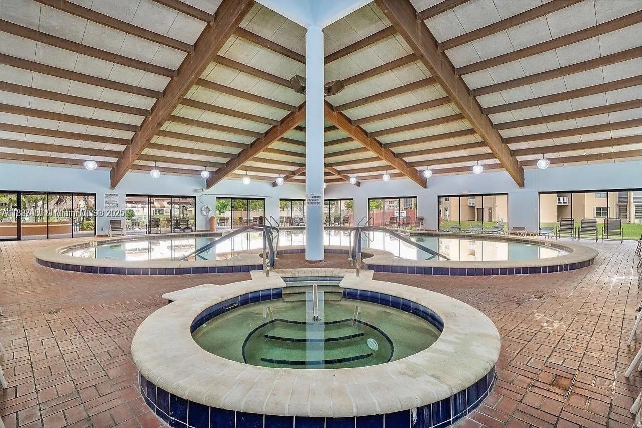 8920 Sunrise Lakes Blvd, Unit 111, Sunrise, FL 33322 Photo