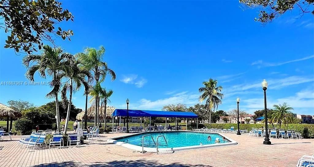 8920 Sunrise Lakes Blvd, Unit 111, Sunrise, FL 33322 Photo