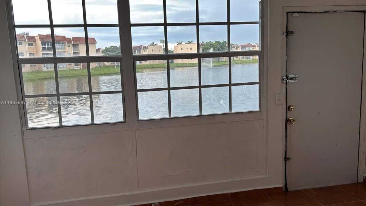 8920 Sunrise Lakes Blvd, Unit 111, Sunrise, FL 33322 Photo