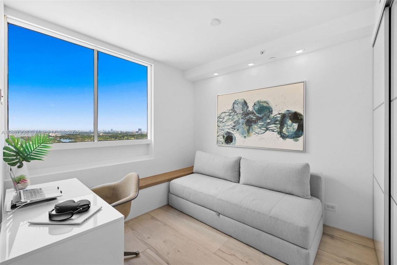 1330 West Ave, Unit 3407, Miami Beach, FL 33139 Photo