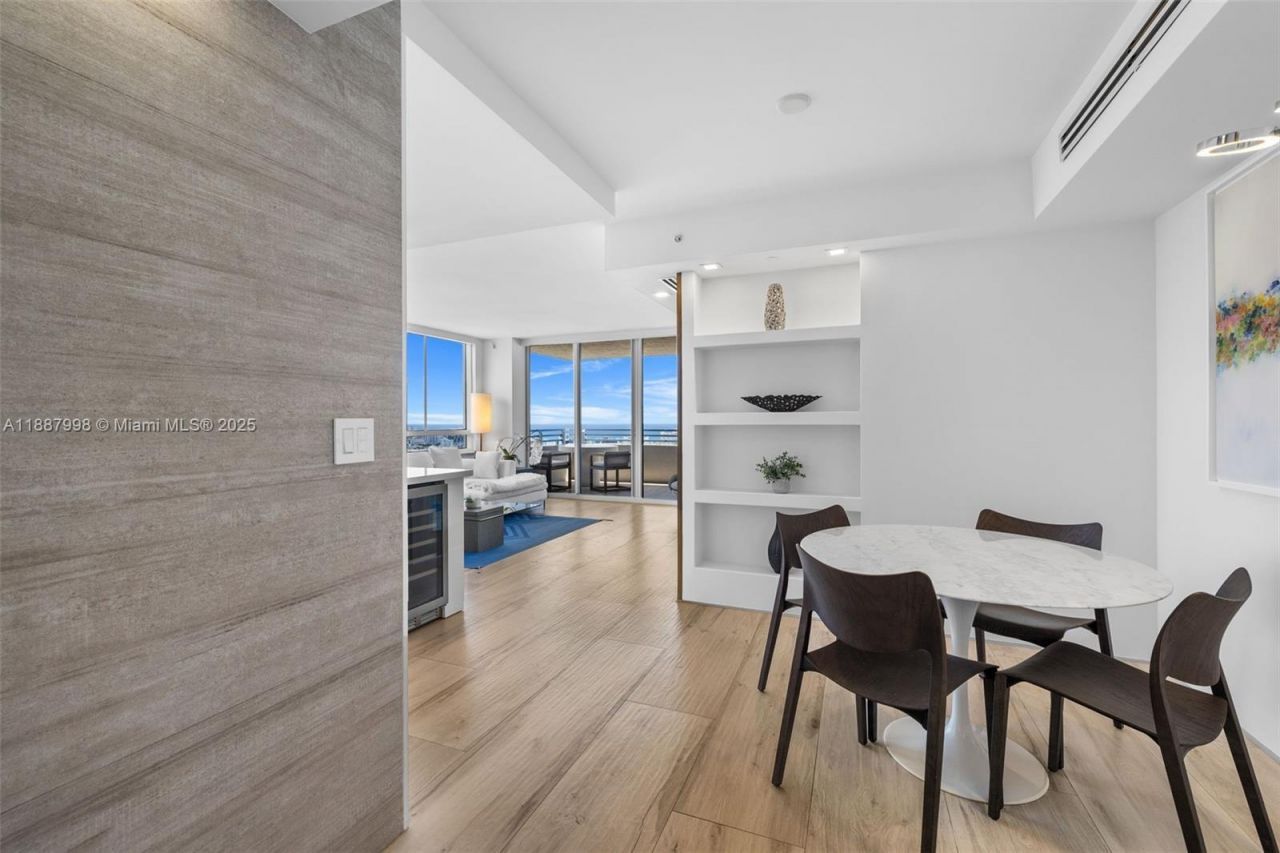 1330 West Ave, Unit 3407, Miami Beach, FL 33139 Photo