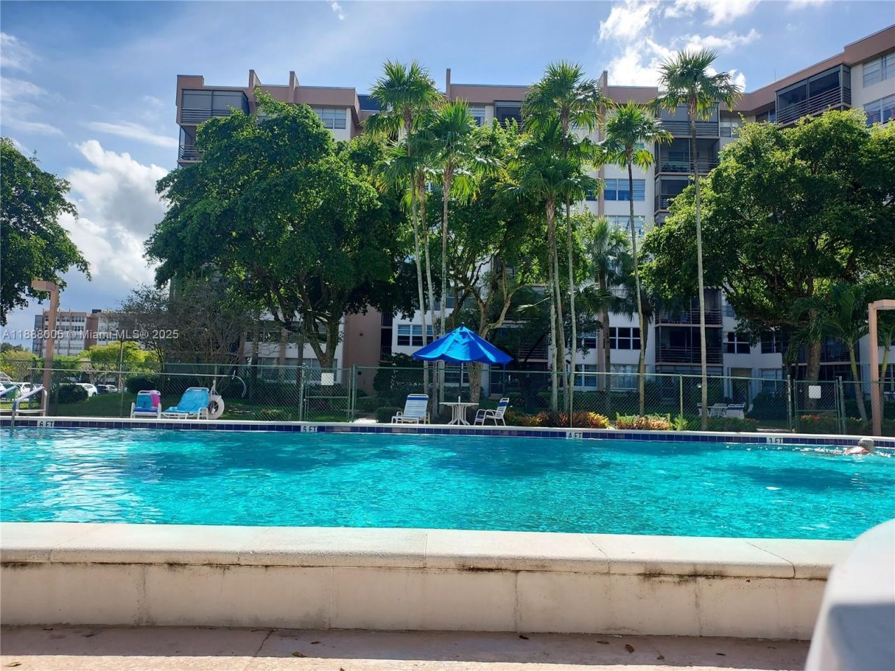 1400 Saint Charles Pl, Unit 623, Pembroke Pines, FL 33026 Photo