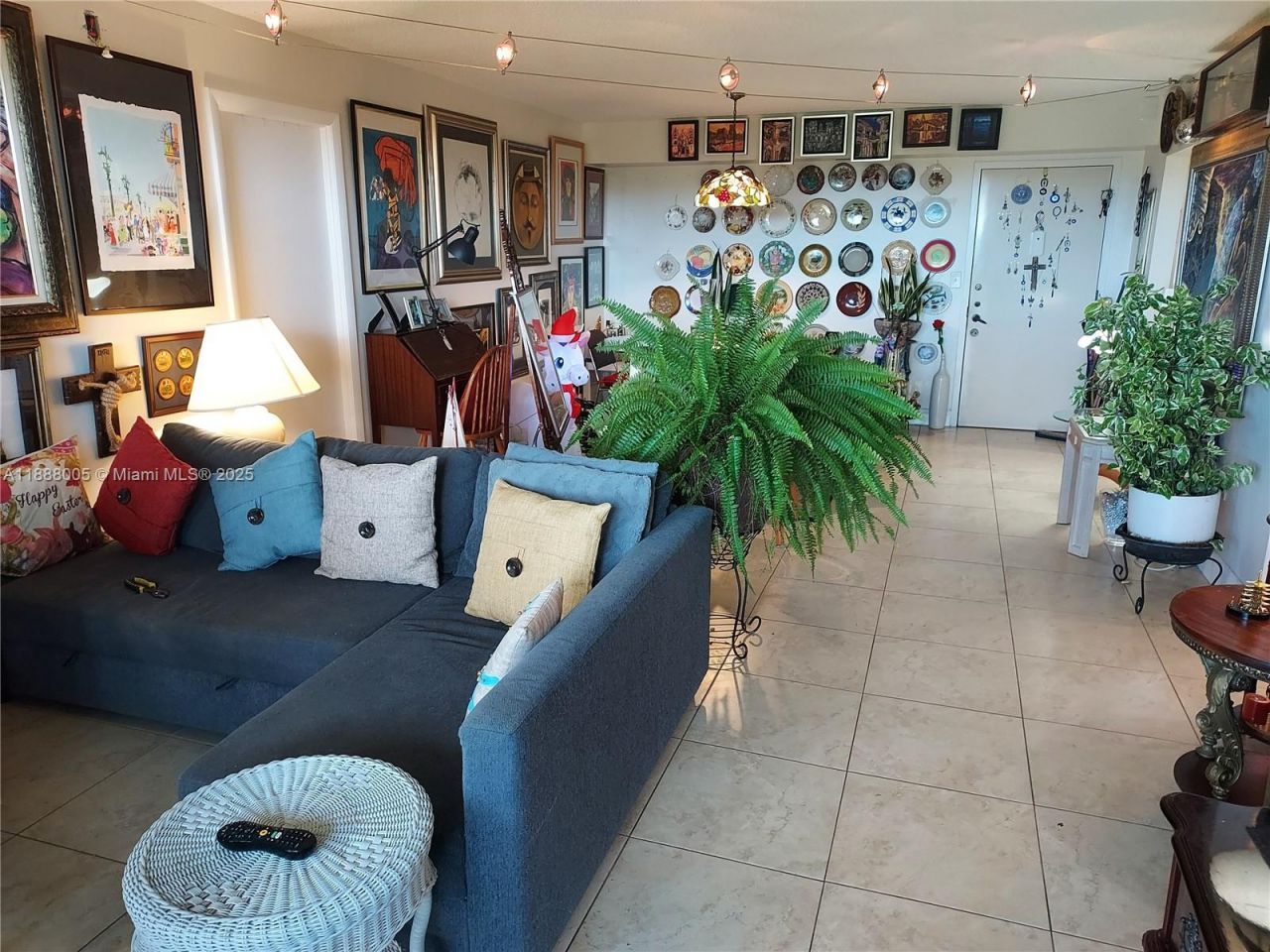 1400 Saint Charles Pl, Unit 623, Pembroke Pines, FL 33026 Photo