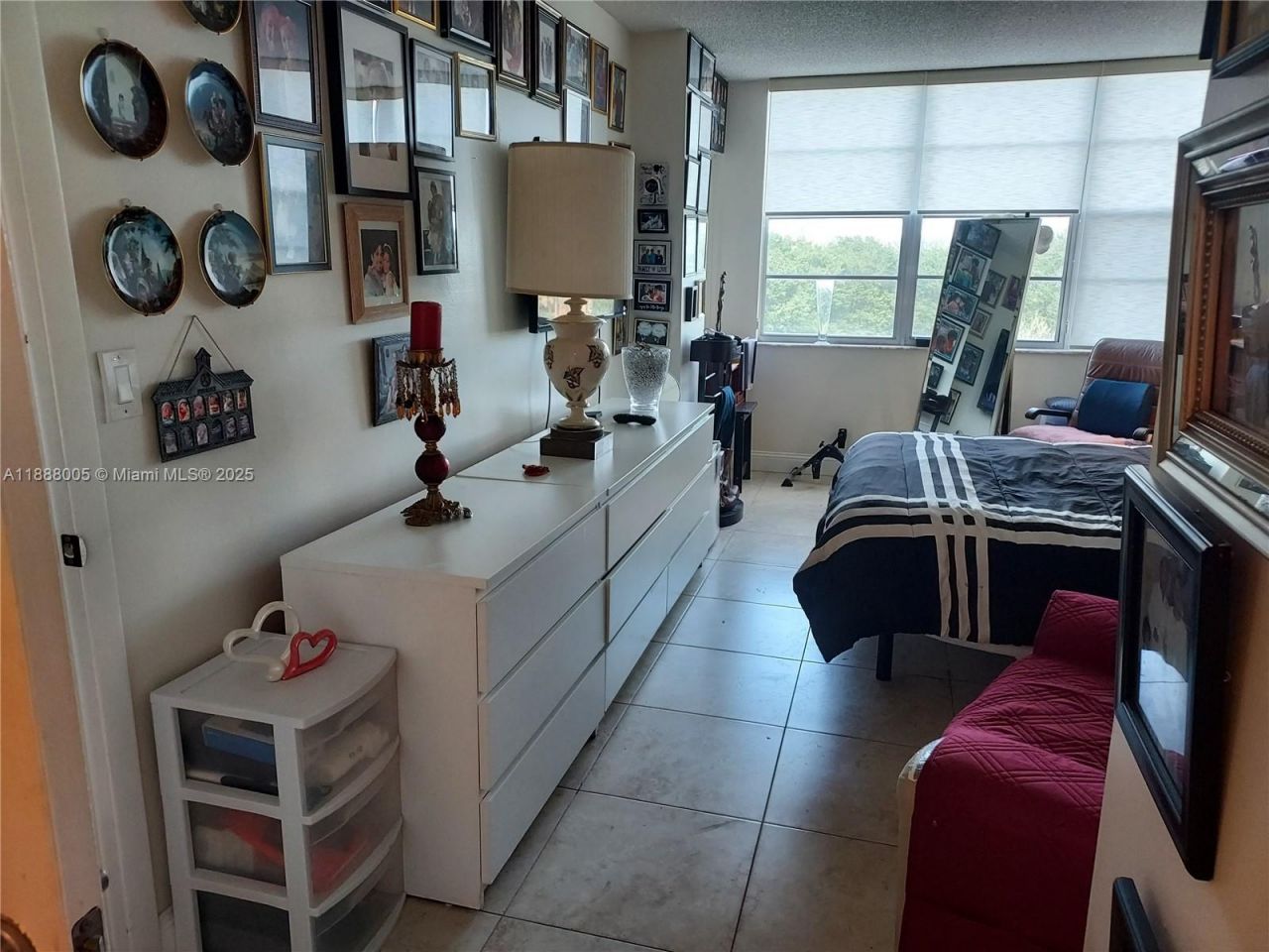 1400 Saint Charles Pl, Unit 623, Pembroke Pines, FL 33026 Photo
