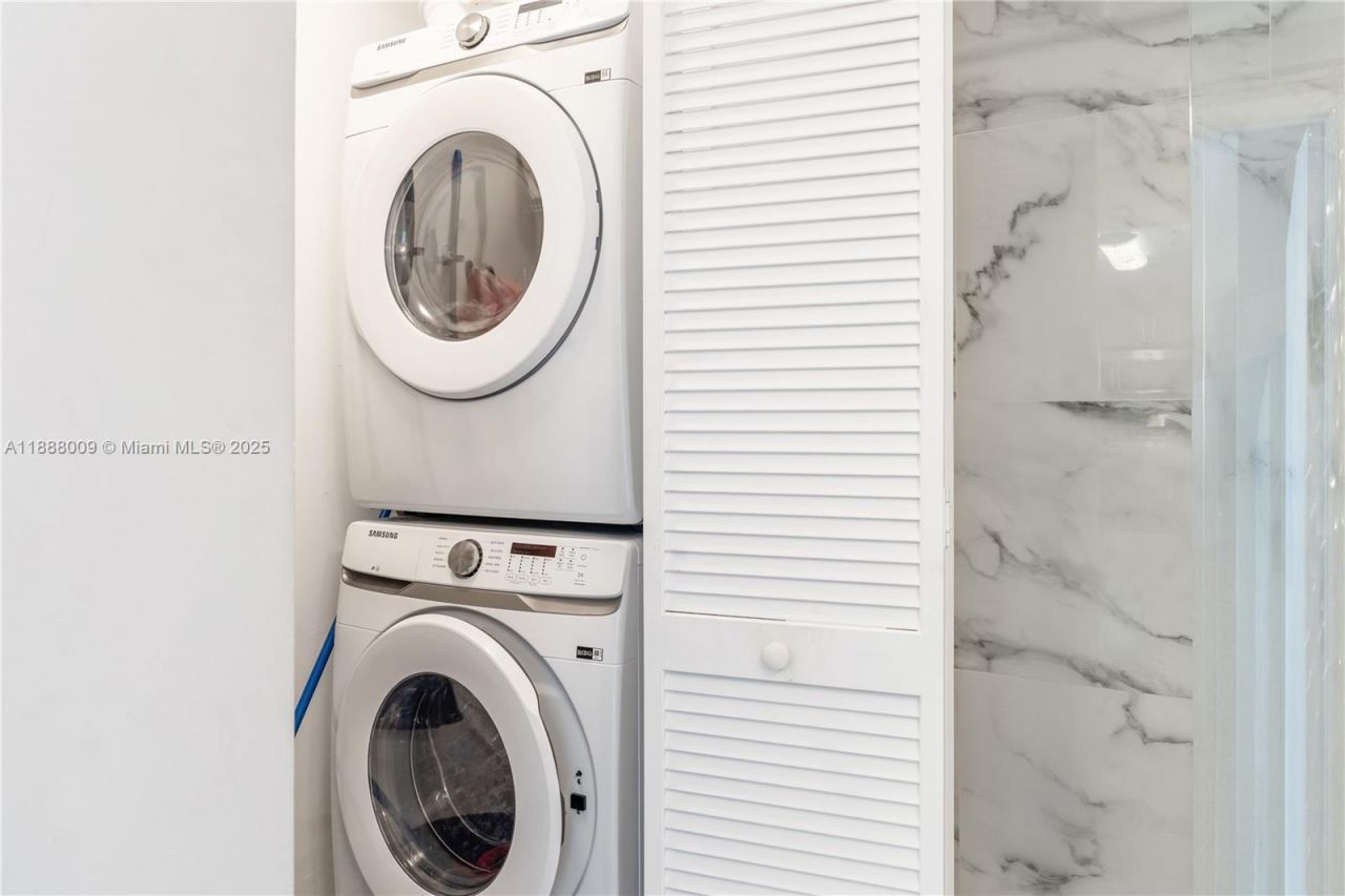 725 NE 22nd St, Unit 16B, Miami, FL 33137 Photo