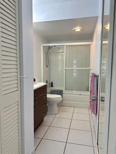 1801 S Ocean Dr, Unit 541, Hallandale Beach, FL 33009 Photo