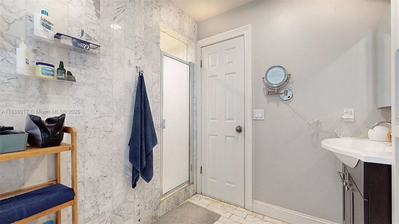 18475 SW 204th St, Miami, FL 33187 Photo