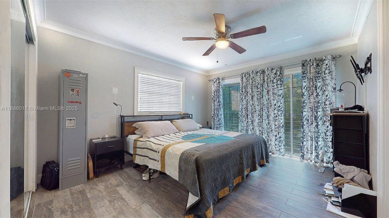 18475 SW 204th St, Miami, FL 33187 Photo