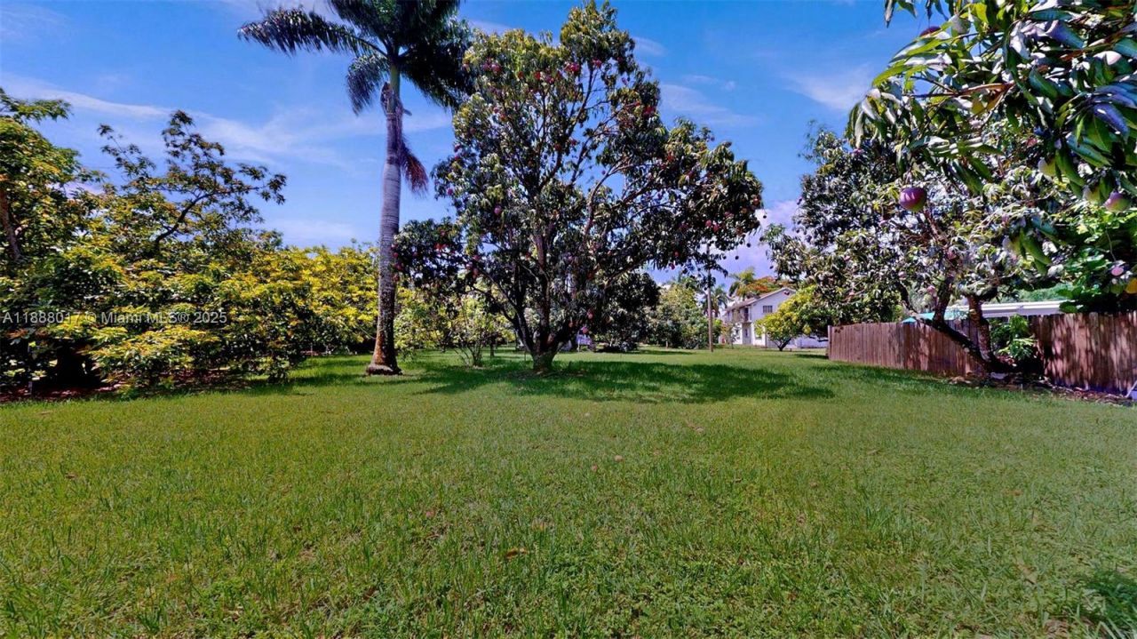 18475 SW 204th St, Miami, FL 33187 Photo