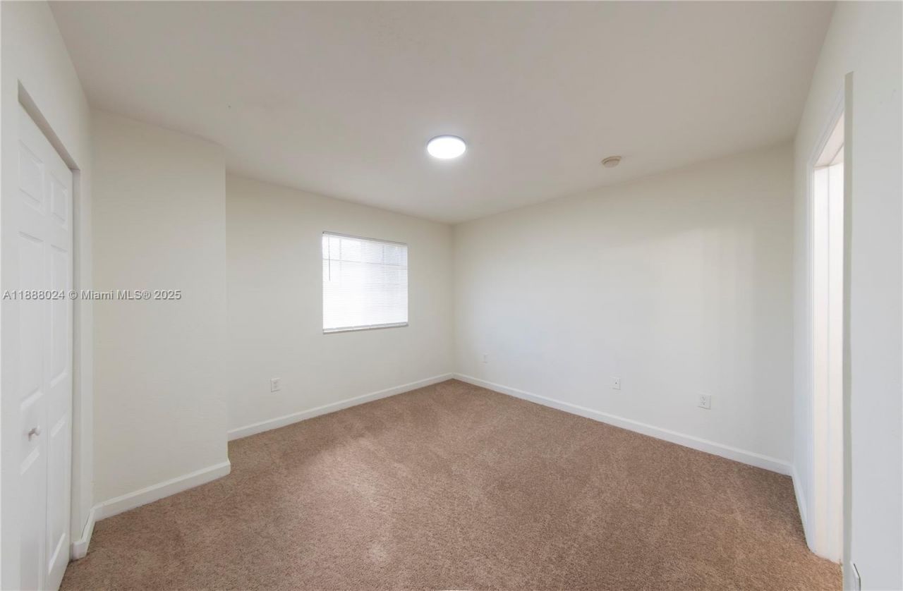 4130 Napoli Lake Dr, Riviera Beach, FL 33410 Photo